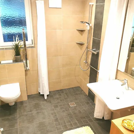 Christl Appartement *